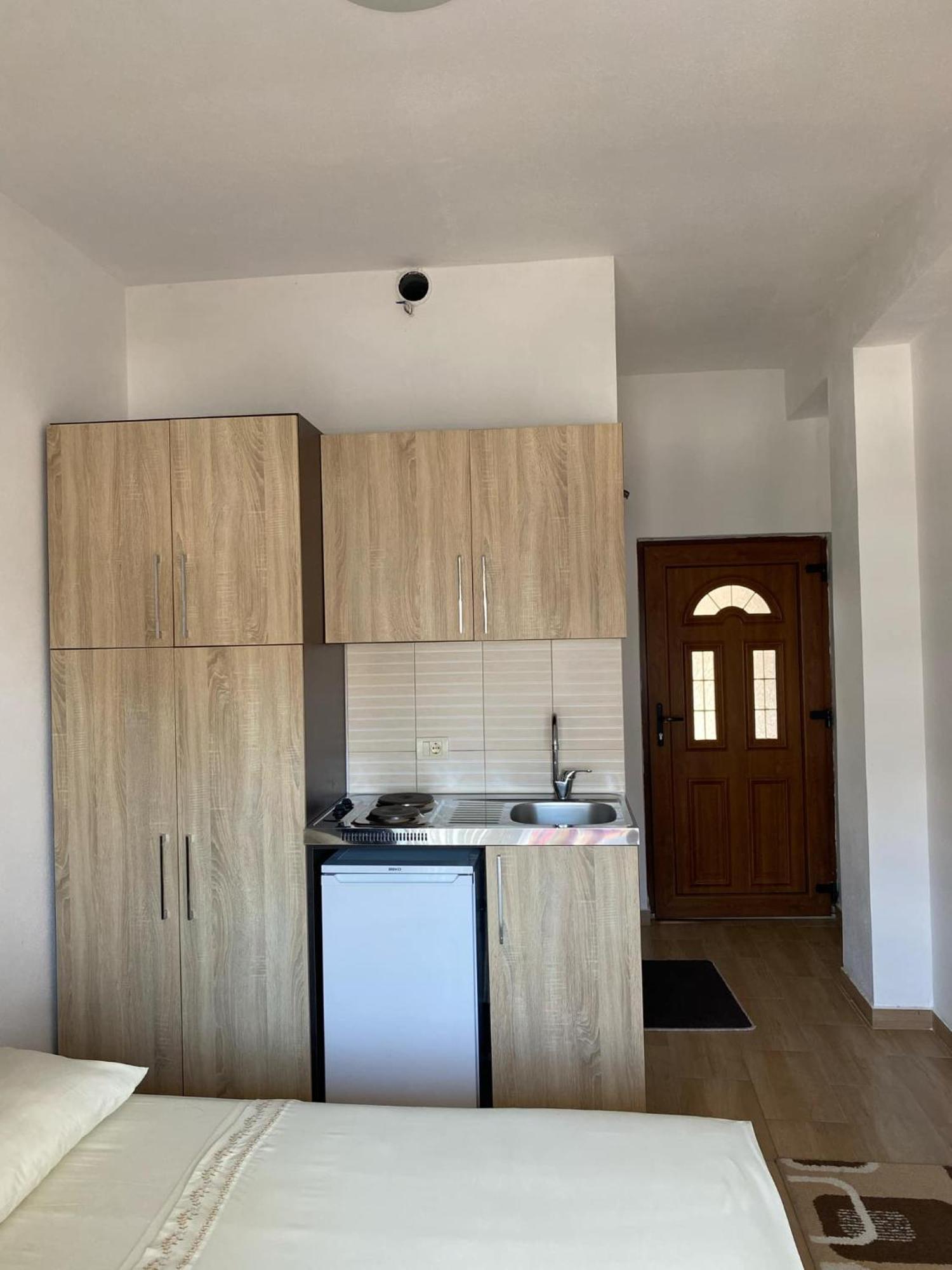 Dragovoja Lux Apartments & Rooms Улцинь Экстерьер фото
