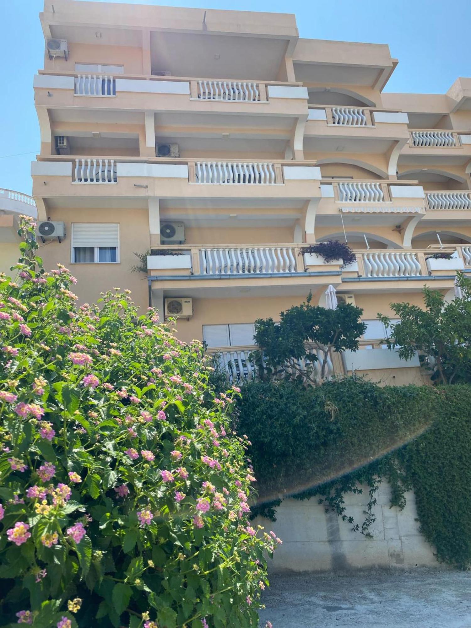 Dragovoja Lux Apartments & Rooms Улцинь Экстерьер фото