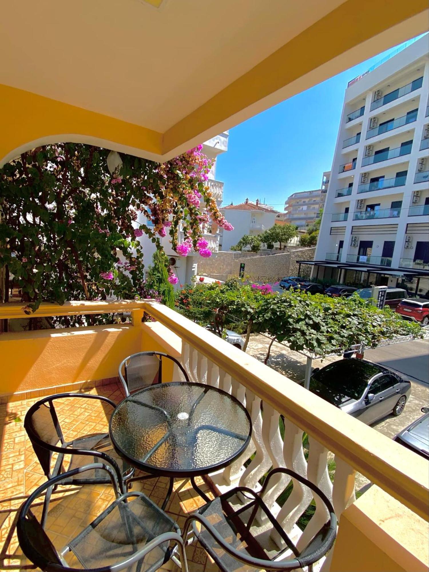 Dragovoja Lux Apartments & Rooms Улцинь Экстерьер фото