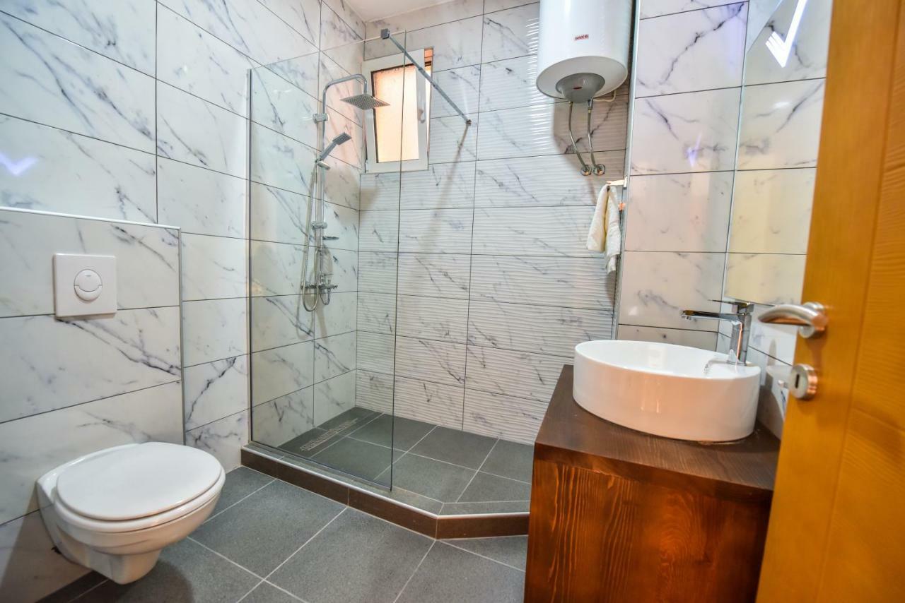 Dragovoja Lux Apartments & Rooms Улцинь Экстерьер фото
