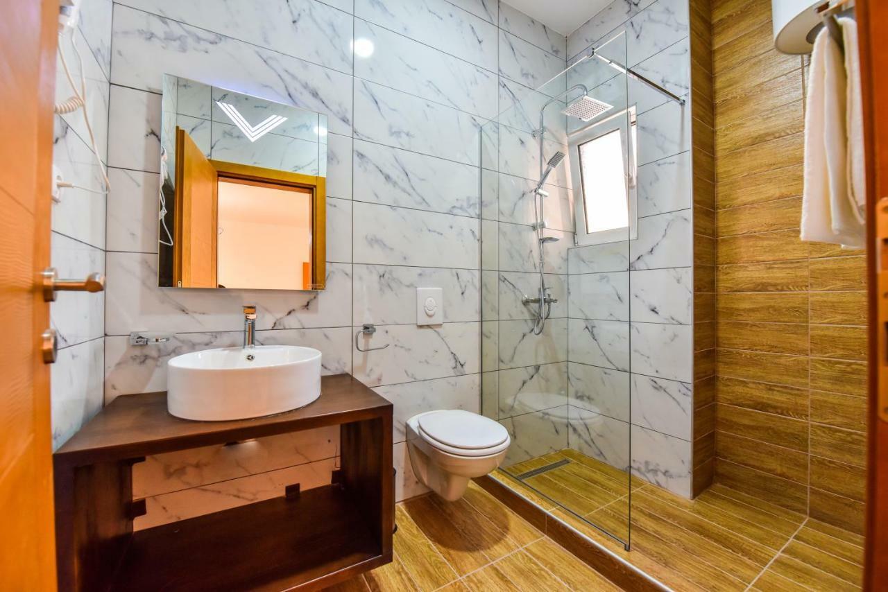 Dragovoja Lux Apartments & Rooms Улцинь Экстерьер фото